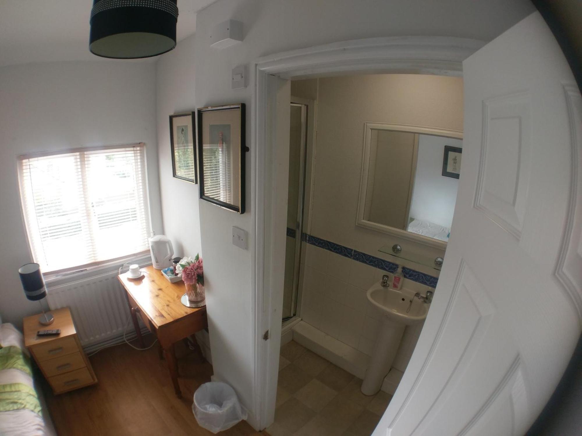 Bed and Breakfast The Rifle Volunteer Ware Pokoj fotografie